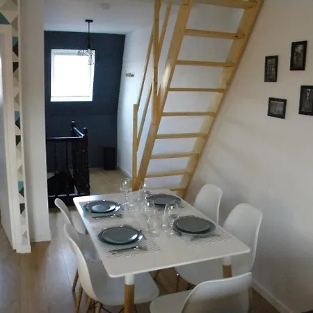 - Proche Metro - Stationnement Gratuit Apartment *