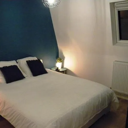 - Proche Metro - Stationnement Gratuit Apartment Lille